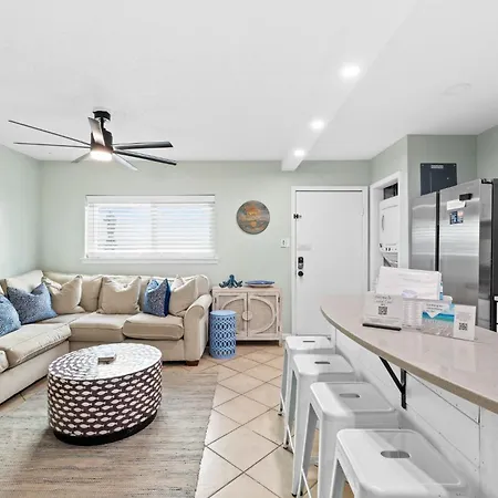 Waymar Isle 5 - Coastal Cove Vila